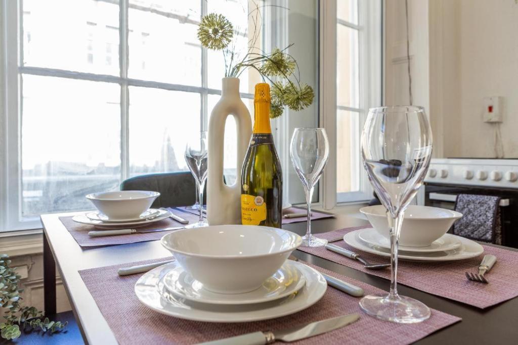 Newcastle's - Sleeps 10 Newcastle Upon Tyne