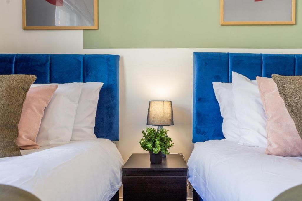 Appartamento Newcastle's - Sleeps 10 *