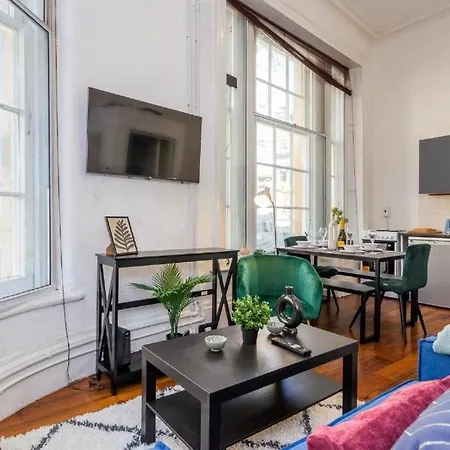Newcastle'S Most Central Apartment - Sleeps 10 Exterior photo